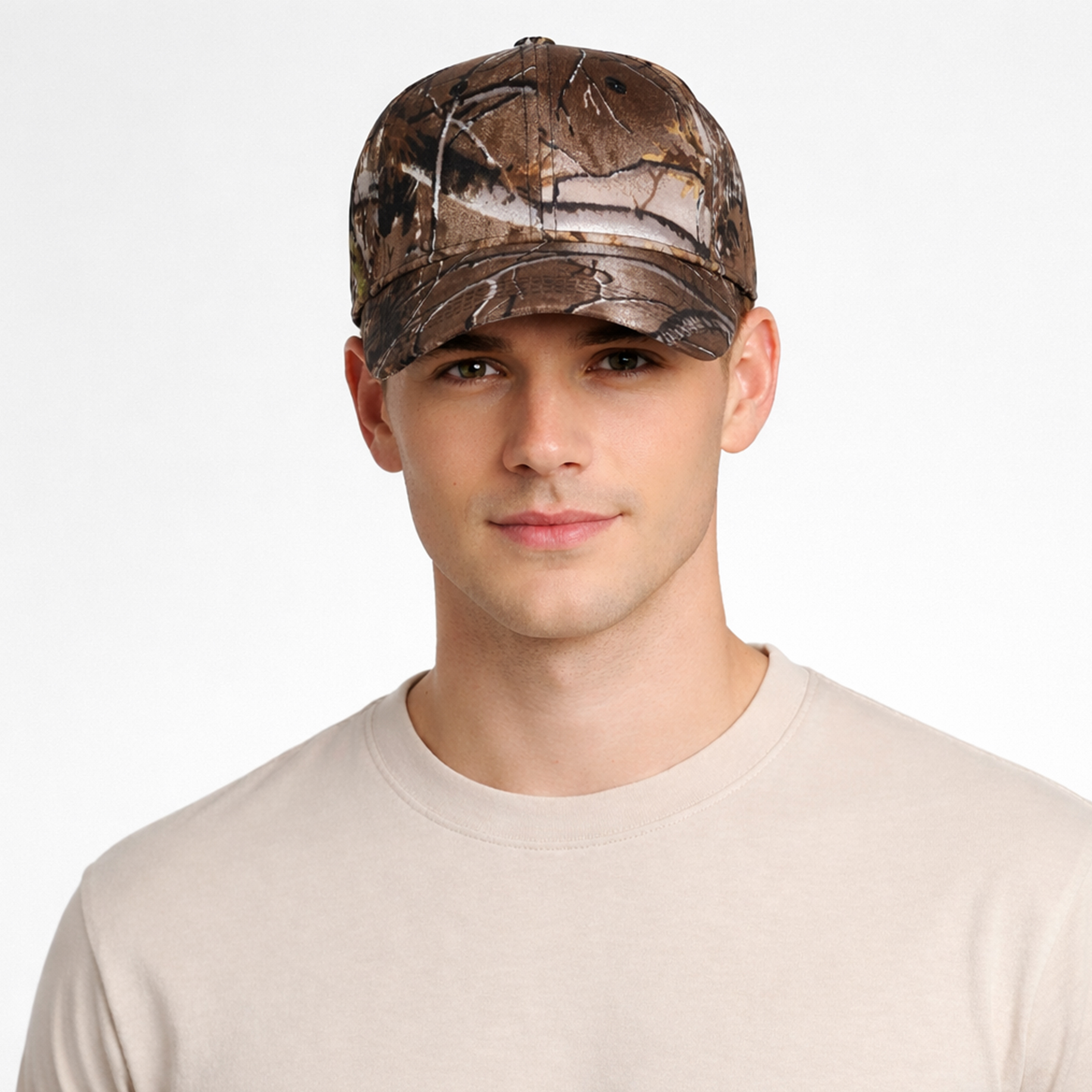 Model wearing an Oakshade camo cap
